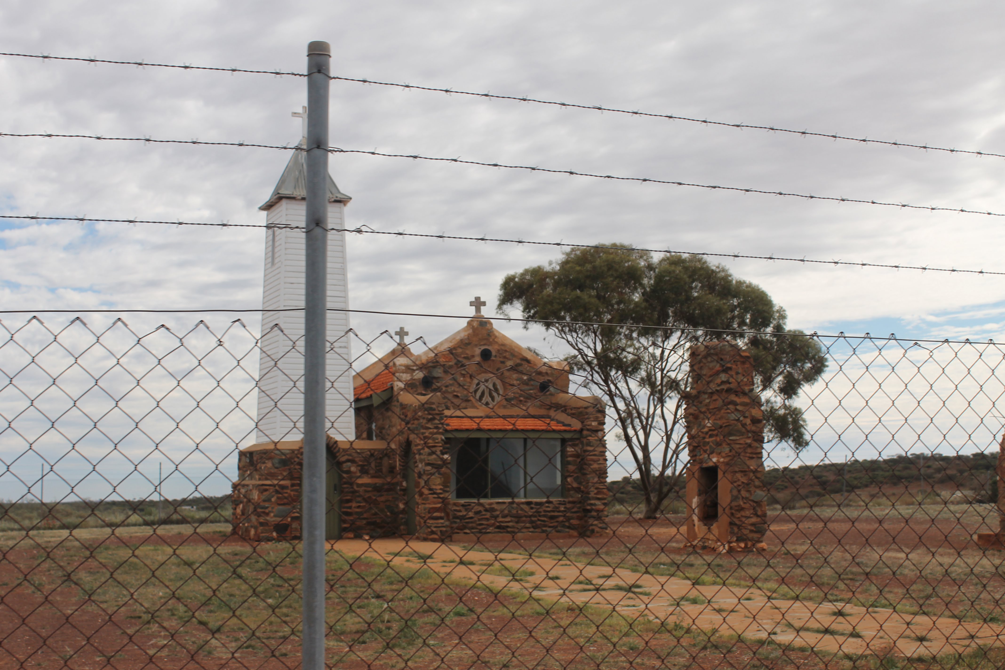 The Outback Beings In Yalgoo - Western Australia - Love Your Travels